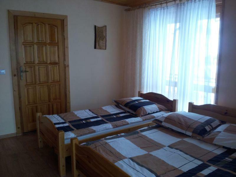 Pokoje Goscinne Janina I Jozef Majdanscy 克鲁斯兹考采 外观 照片