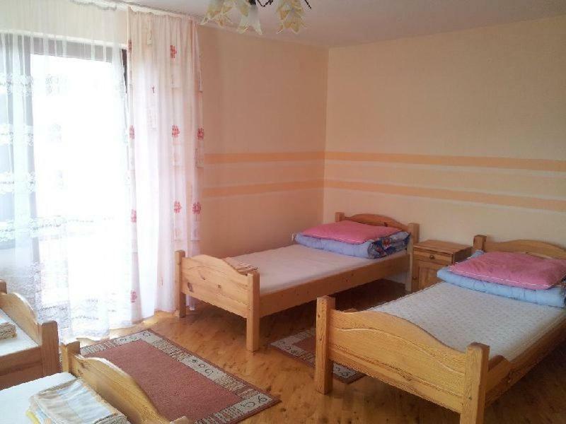 Pokoje Goscinne Janina I Jozef Majdanscy 克鲁斯兹考采 外观 照片